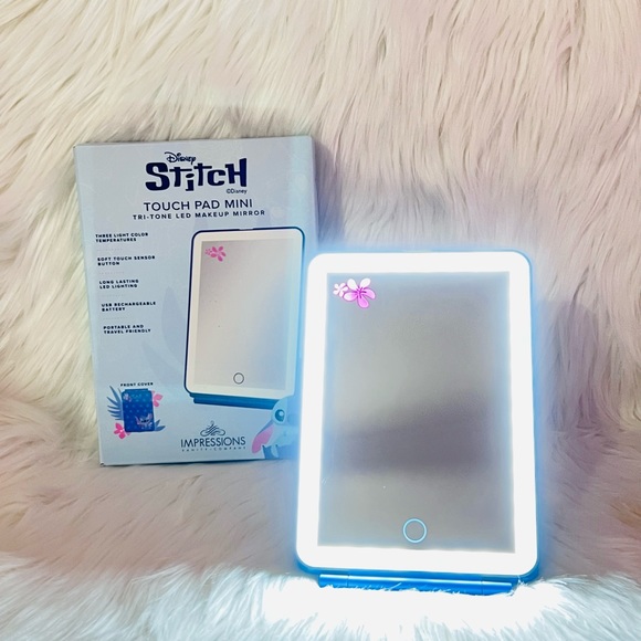 Stitch TouchPad Mini Tri-Tone LED Makeup‎ Mirror - Picture 7 of 8